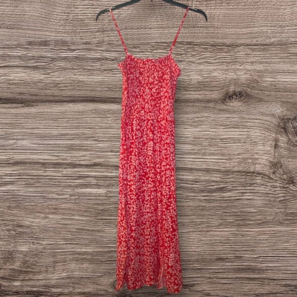 Red Floral Soft Flowy Maxi Dress Adjustable Straps Smocked Bodice Casual Comfort - Picture 1 of 12